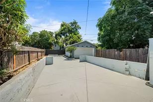 122 E 83rd St, Los Angeles, CA 90003 - Photo 38