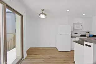 711 Pacific Coast, Huntington Beach, CA 92648 - Photo 12