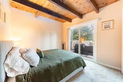 23804 Lakeview Drive, Crestline, CA 92325 - Photo 28