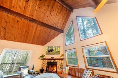 23804 Lakeview Drive, Crestline, CA 92325 - Photo 4