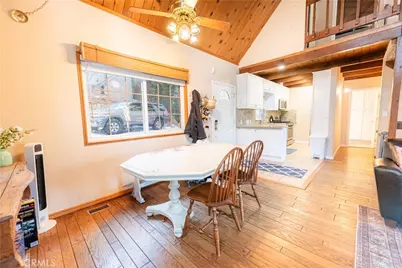 23804 Lakeview Drive, Crestline, CA 92325 - Photo 32