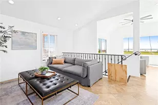 916 E Oceanfront, Newport Beach, CA 92661 - Photo 28