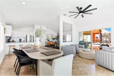 916 E Oceanfront, Newport Beach, CA 92661 - Photo 20