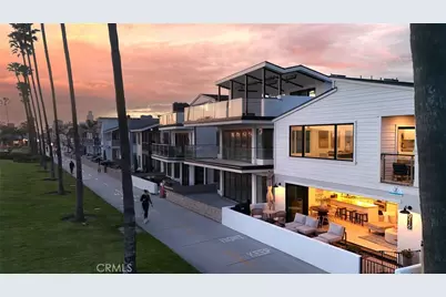 916 E Oceanfront, Newport Beach, CA 92661 - Photo 50