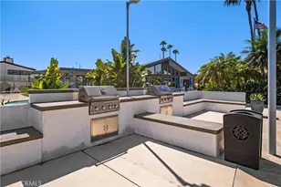 103 Yorktown, Newport Beach, CA 92660 - Photo 40