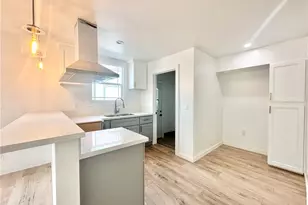 5718 S Manhattan Pl, Los Angeles, CA 90062 - Photo 8