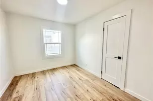 5718 S Manhattan Pl, Los Angeles, CA 90062 - Photo 12