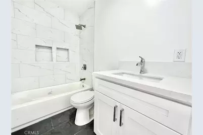 5718 S Manhattan Place, Los Angeles, CA 90062 - Photo 24