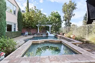 33 Craftsbury Pl, Ladera Ranch, CA 92694 - Photo 2