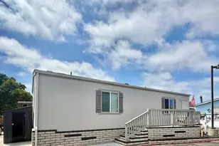 7652 Garfield Ave, Huntington Beach, CA 92648 - Photo 2