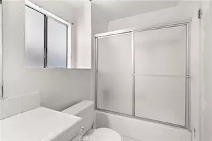 1140 Pacific Ave, Long Beach, CA 90813 - Photo 24