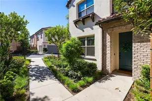 152 Newburry, Irvine, CA 92618 - Photo 4