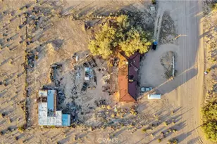 38920 Kathy Ln, Newberry Springs, CA 92365 - Photo 10