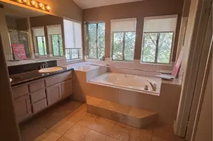 8043 Tuscany St, Fontana, CA 92336 - Photo 16