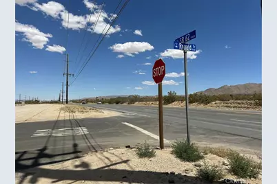 59006 29 Palms, Yucca Valley, CA 92284 - Photo 10