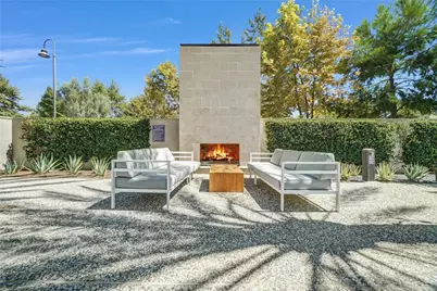 74 Iluna, Irvine, CA 92618 - Photo 42