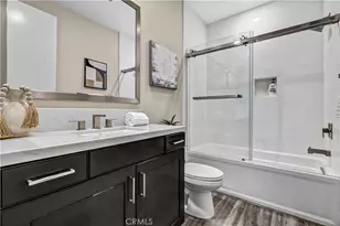 74 Iluna, Irvine, CA 92618 - Photo 30