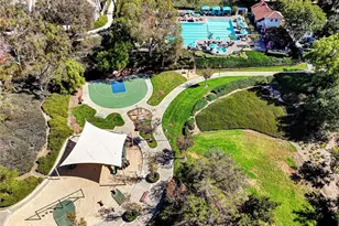 12 Poppyfield Ln, Rancho Santa Margarita, CA 92688 - Photo 34