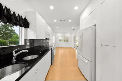 64754 Pinehurst Circle, Desert Hot Springs, CA 92240 - Photo 4