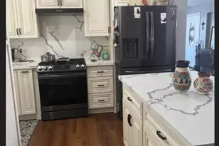 17701 Avalon # 400, Carson, CA 90746 - Photo 2
