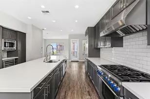 47 Ebb Tide Cir, Newport Beach, CA 92663 - Photo 18