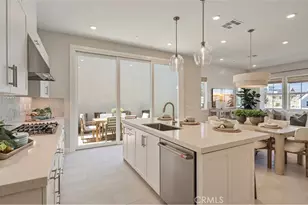 27448 Shining Willow Ln, Valencia, CA 91381 - Photo 2