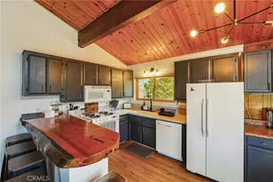 761 W Victoria Ct, Lake Arrowhead, CA 92352 - Photo 8