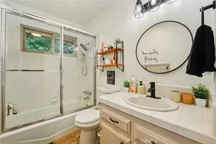 761 W Victoria Ct, Lake Arrowhead, CA 92352 - Photo 12