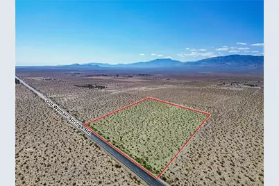 37898 Old Woman Springs Road, Lucerne Valley, CA 92356 - Photo 2