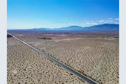 37898 Old Woman Springs Road, Lucerne Valley, CA 92356 - Photo 4