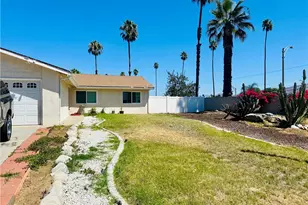2111 Whitestone Dr, Riverside, CA 92506 - Photo 2