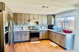 2111 Whitestone Dr, Riverside, CA 92506 - Photo 8