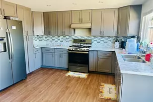 2111 Whitestone Dr, Riverside, CA 92506 - Photo 10