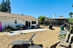 2111 Whitestone Dr, Riverside, CA 92506 - Photo 26