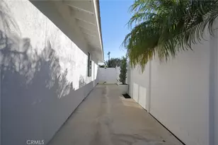 418 E Bay St, Costa Mesa, CA 92627 - Photo 20