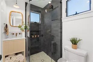 337 Holmwood Dr, Newport Beach, CA 92663 - Photo 18