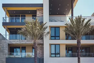 414 Main St, Huntington Beach, CA 92648 - Photo 2