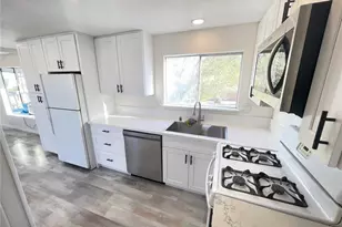 71630 29 Palms Hwy, 29 Palms MCB, CA 92277 - Photo 2