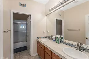 1547 Amberleaf, Costa Mesa, CA 92626 - Photo 20