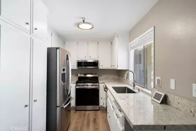 716 S Hayward Street #2, Anaheim, CA 92804 - Photo 2