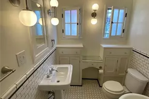 2568 N Beachwood Dr, Los Angeles, CA 90068 - Photo 38