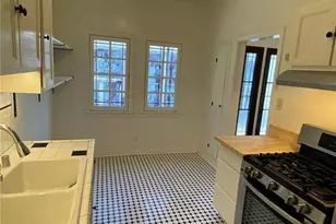 2568 N Beachwood Dr, Los Angeles, CA 90068 - Photo 40