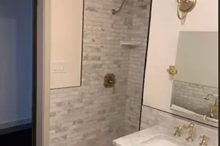 2568 N Beachwood Dr, Los Angeles, CA 90068 - Photo 20