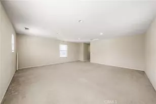 20047 Holly Dr, Santa Clarita, CA 91350 - Photo 40