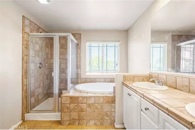 20047 Holly Drive, Santa Clarita, CA 91350 - Photo 32