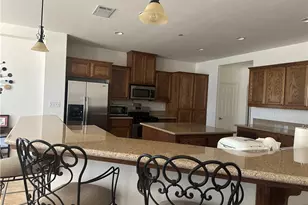 9322 Hollywood Ct, Phelan, CA 92371 - Photo 6