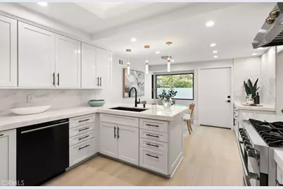 10 White Water Drive, Corona del Mar, CA 92625 - Photo 16