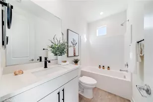 196 Episode, Irvine, CA 92618 - Photo 18