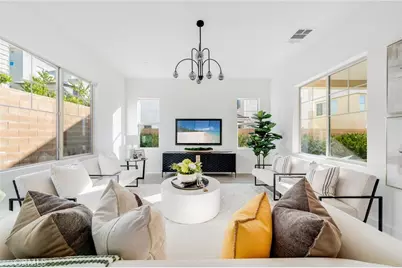 196 Episode, Irvine, CA 92618 - Photo 6