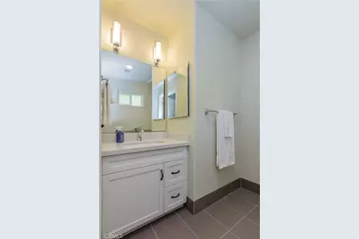 1545 W Calimyrna, Fresno, CA 93711 - Photo 34